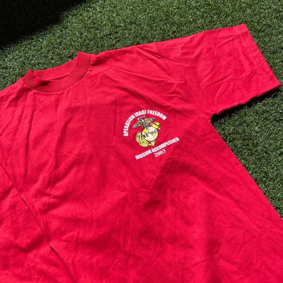 VTG 00’s Sadam Hussein Red Military Tee - Picture 5 of 6